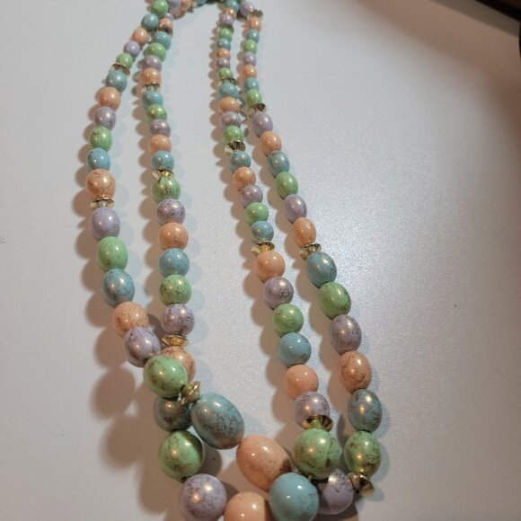 Candy Pastel Colors Necklace Two Strands Fun Multicolor and Excellent Condition - Picture 4 of 6